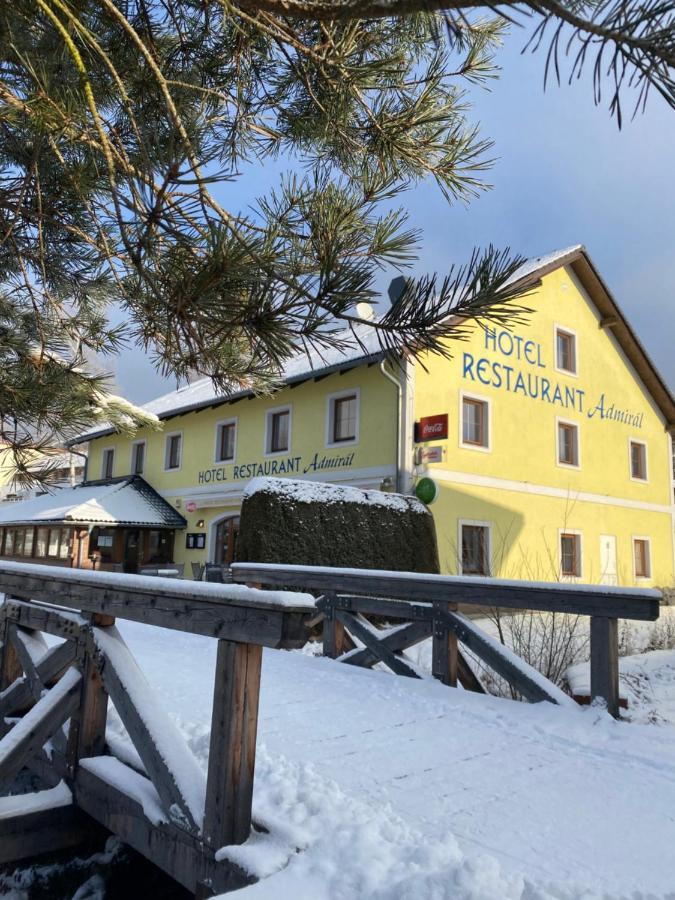 Hotel Admiral Lipno nad Vltavou Ngoại thất bức ảnh