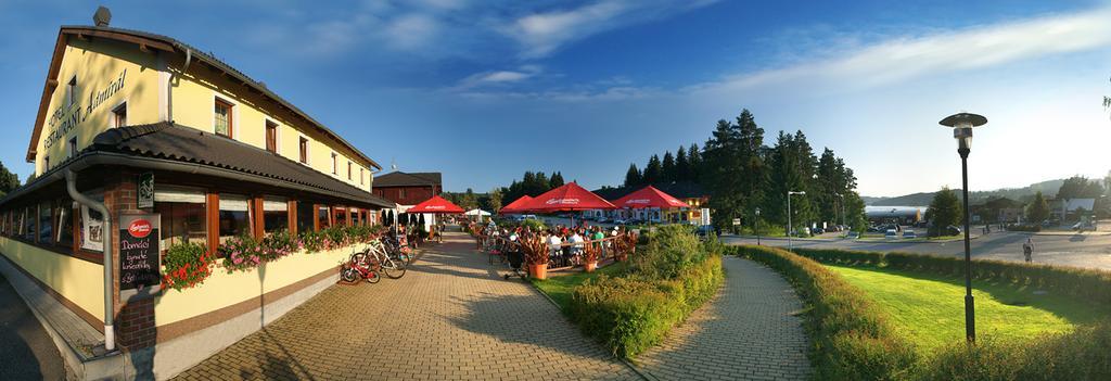 Hotel Admiral Lipno nad Vltavou Ngoại thất bức ảnh