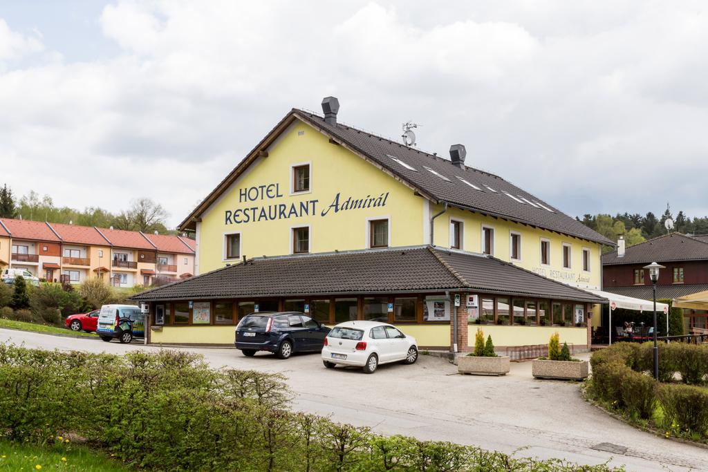Hotel Admiral Lipno nad Vltavou Ngoại thất bức ảnh