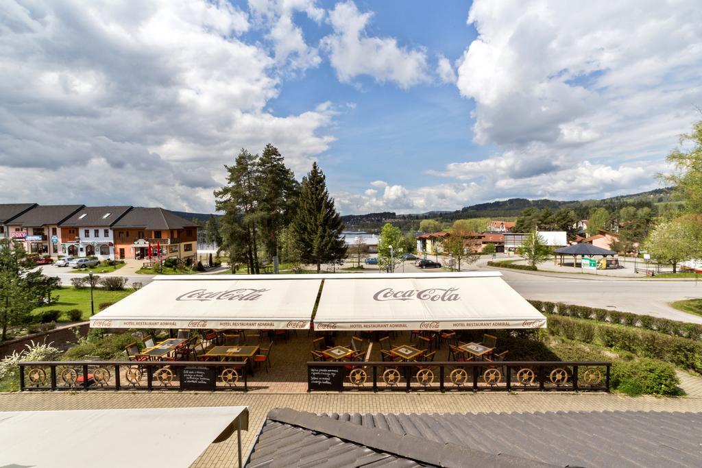 Hotel Admiral Lipno nad Vltavou Ngoại thất bức ảnh
